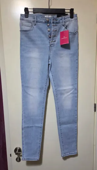 Vaqueros botones joya