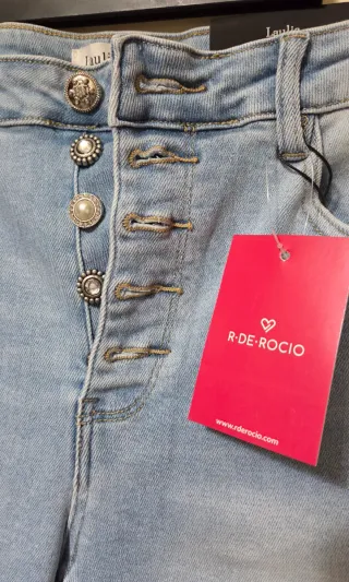 Vaqueros botones joya
