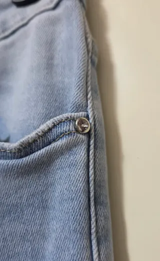 Vaqueros botones joya