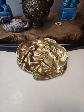 Bandeja Modernista Bronce Mujer