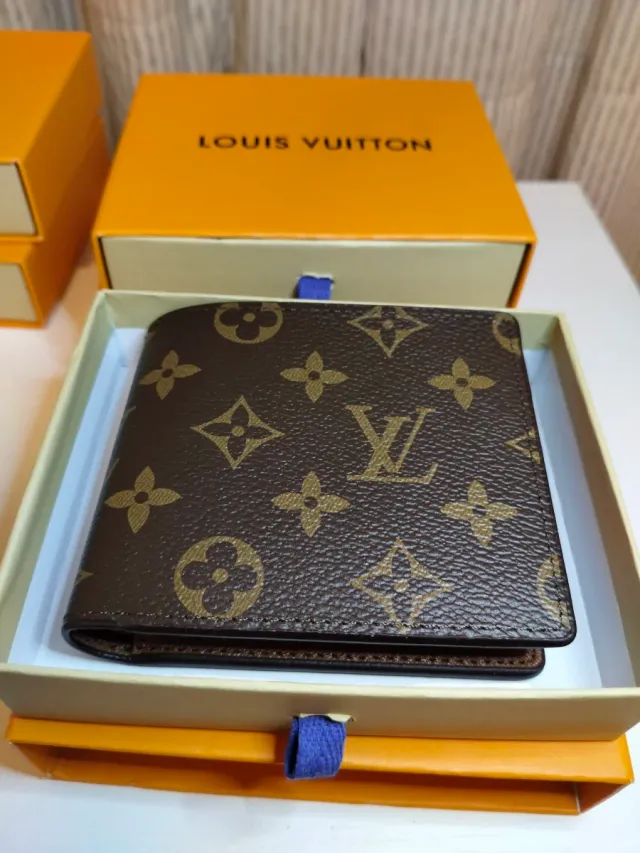 Billetera Louis Vuitton Monogram