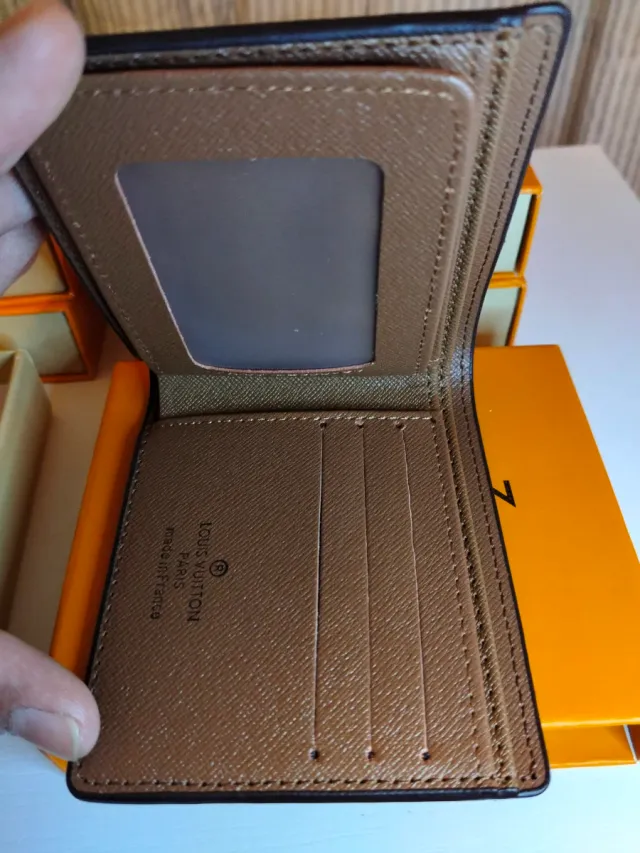 Billetera Louis Vuitton Monogram