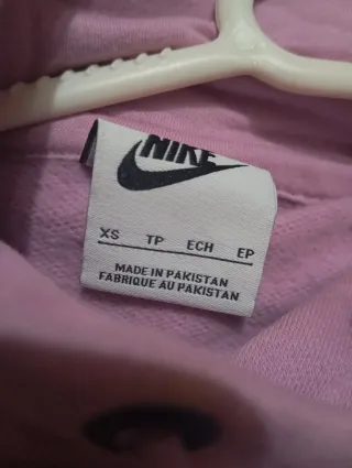 Sudadera Nike Morada