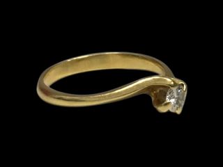 anillo oro 18k