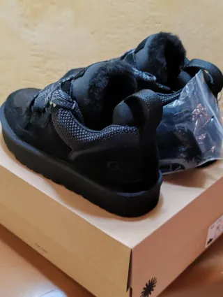 Ugg Lowmel nere tg 37 EU nuove