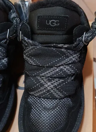 Ugg Lowmel nere tg 37 EU nuove