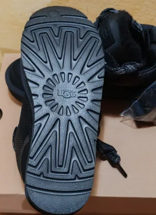 Ugg Lowmel nere tg 37 EU nuove