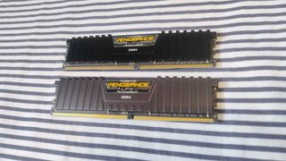 Corsair Vengeance LPX 32GB DDR4 2400MHz (2x16GB)