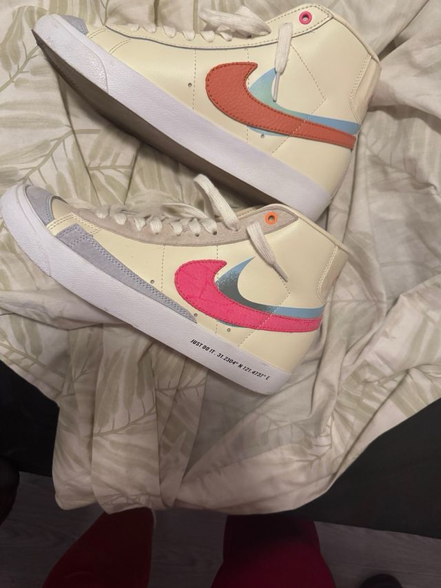 Nike Blazer Mid Beige/Rosa