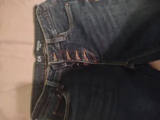 Pantalón vaquero campana azul