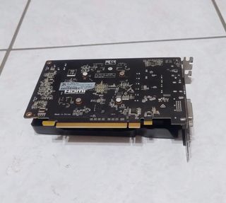 AMD RADEON™ RX 550 da 4GB - HDMI, DVI - DX® 12