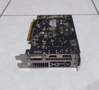 AMD RADEON™ RX 550 da 4GB - HDMI, DVI - DX® 12