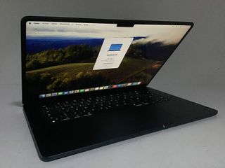 portatil apple apple macbook air m3 8-core 4.0 15 (10gpu) (2024) (a3114)