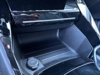 Peugeot 2008 BlueHDI 130 S&S EAT8 GT