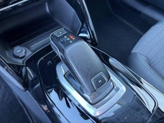 Peugeot 2008 BlueHDI 130 S&S EAT8 GT