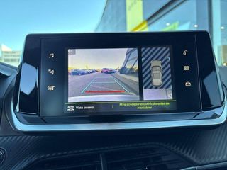 Peugeot 2008 BlueHDI 130 S&S EAT8 GT