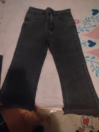 Pantalón vaquero gris recto