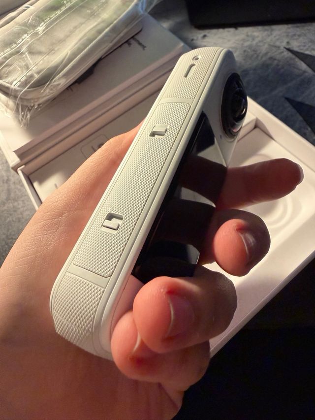 Insta360 X5 Edizione Limitata Bianca, non attivata