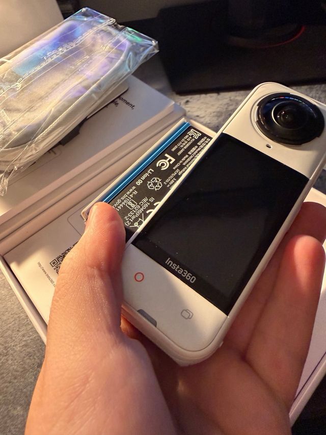 Insta360 X5 Edizione Limitata Bianca, non attivata