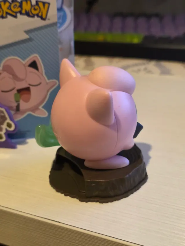 Figura Jigglypuff x Kinder