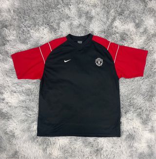 Camiseta Vintage Manchester United Nike Negra Roja