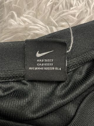 Camiseta Vintage Manchester United Nike Negra Roja