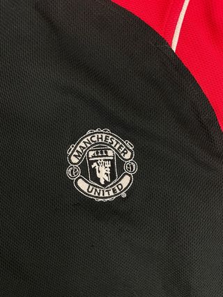Camiseta Vintage Manchester United Nike Negra Roja