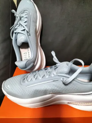 Zapatillas Nike  Talla 44