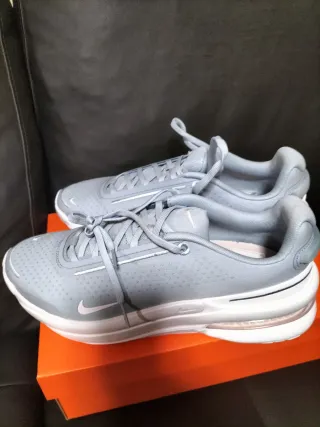 Zapatillas Nike  Talla 44