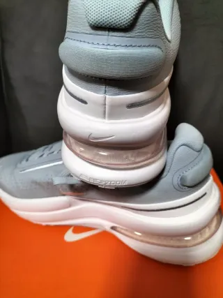 Zapatillas Nike  Talla 44