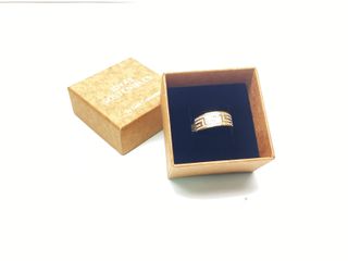 anillo oro 18k con piedra con circonita