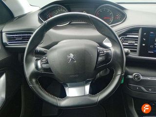 Peugeot 308 5p Style PureTech 130 S&S 6 Vel. MAN