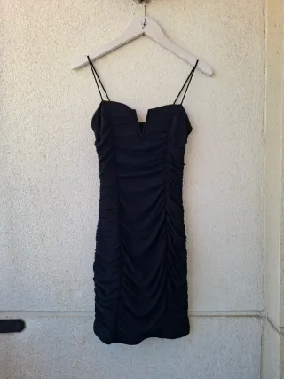 Vestido pliegues tirantes