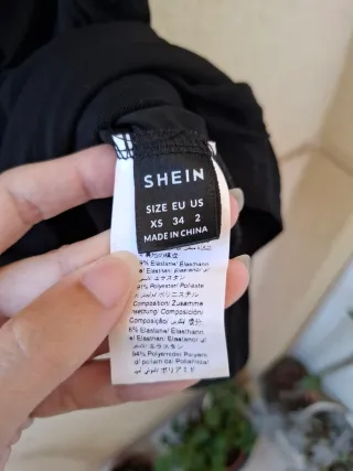 Vestido pliegues tirantes