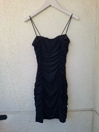 Vestido pliegues tirantes