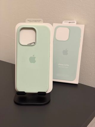 Cover iPhone 16 Pro Silicone MagSafe