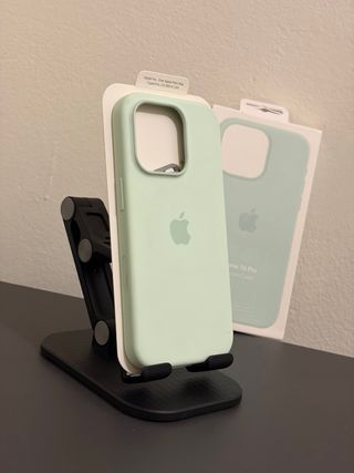 Cover iPhone 16 Pro Silicone MagSafe