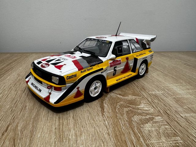 Audi quattro S1 E2 1/18