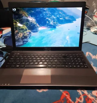 Portátil Asus i7
