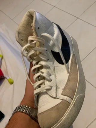 Zapatillas Nike Mujer Blancas y Negras