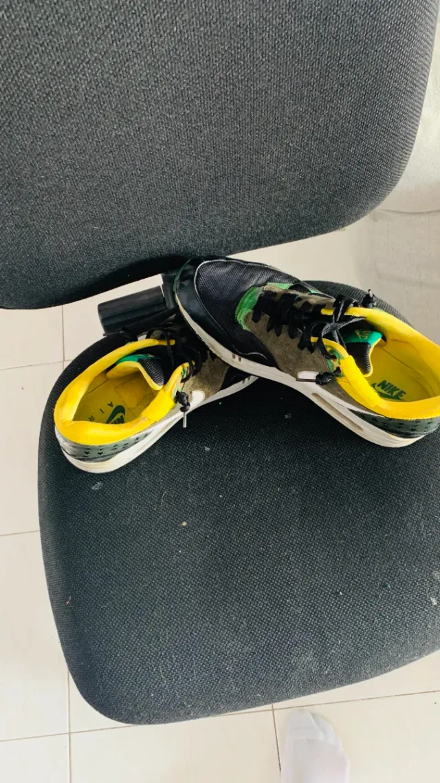 Zapatillas Nike Air Hombre Negro/Verde