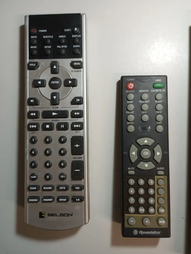 Lote 5 Mandos a Distancia TV