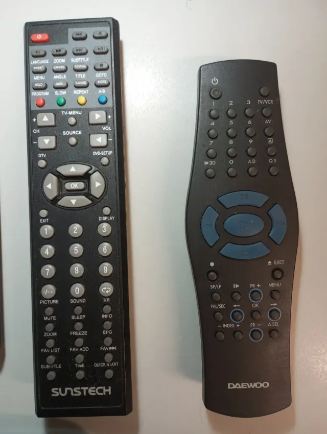 Lote 5 Mandos a Distancia TV