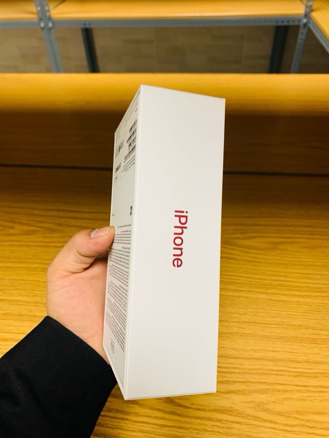 Scatola iPhone 11 Rosso