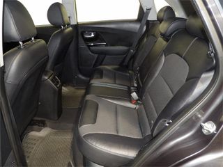 KIA Niro 1.6 GDi PHEV 104kW (141CV) Drive