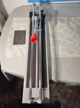 Cortador de baldosas Toolland manual 600mm