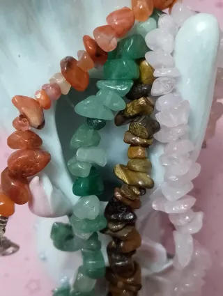 Lotto 4 bracciali in pietre semipreziose