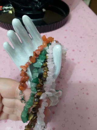 Lotto 4 bracciali in pietre semipreziose