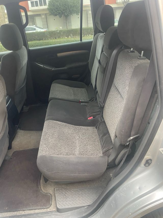 Toyota  Land Cruiser KDJ 120 kd 2006