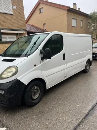 Opel Vivaro 2005